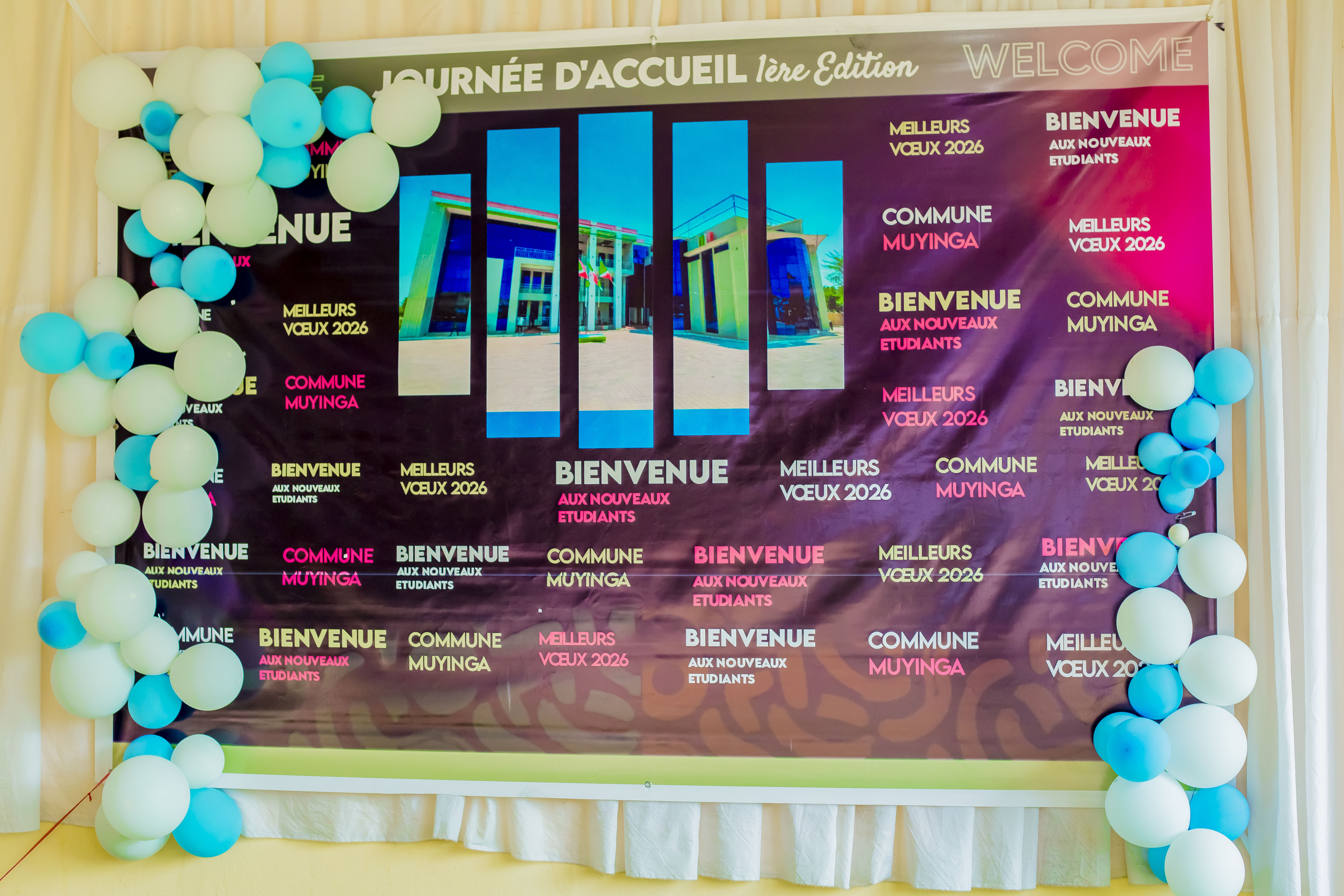 Buhumuza: Abanyeshure biga muri kaminuza y'Uburundi bavuka muri komine #Muyinga   mu bigo bitandukanye bahuriye hamwe  ntumbero yo kwakira bashasha baherutse kwinjira muri kaminuza.