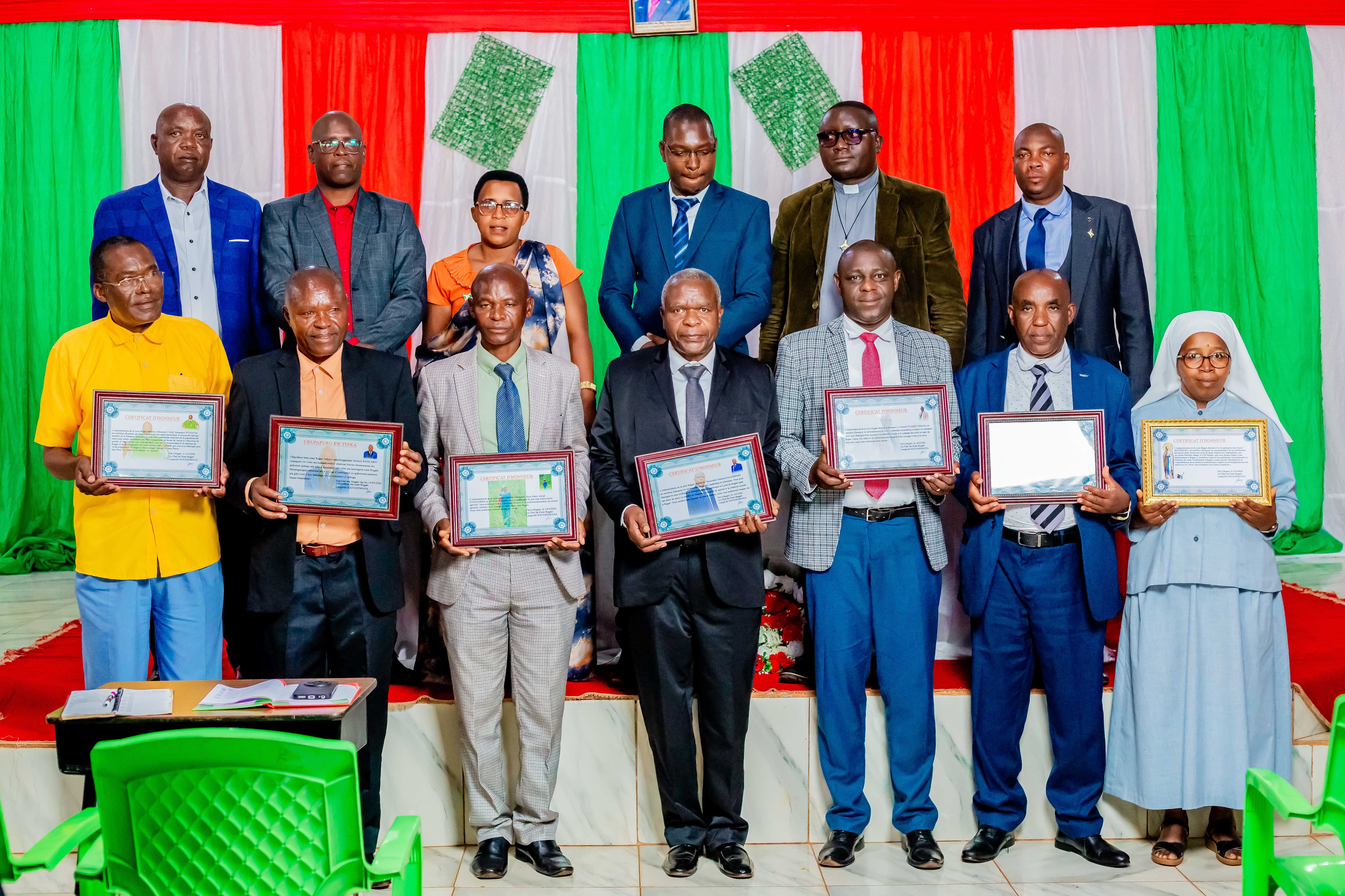 Imvukira za Zone Rugari Komine MUYINGA BUHUMUZA barakoraniye hamwe.